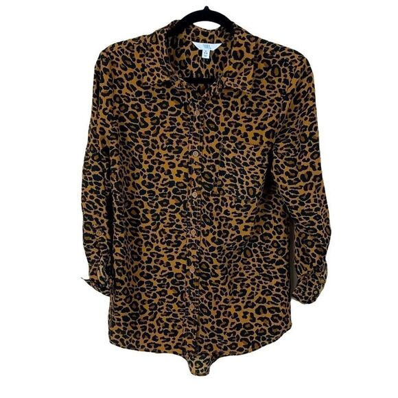 Time and Tru Tops - 🐆Time and Tru cheetah button up size small CUTE (J1)